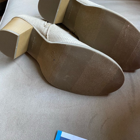 NWT Booties - Picture 3 of 4